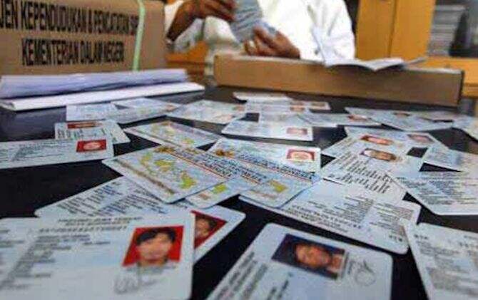 KPK Dalami Penjualan Paket Pengadaan E-KTP Sandipala Arthaputra