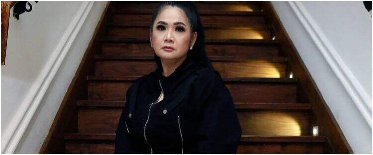 5 Pola hidup sehat ini bikin Vina Panduwinata bugar di usia 62 tahun