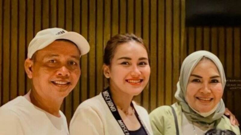 Orang Tua Ayu Ting Ting Bakal jadi Saksi Kasus Dugaan Penghinaan yang Dilakukan KD: Mudah-mudahan Bisa...