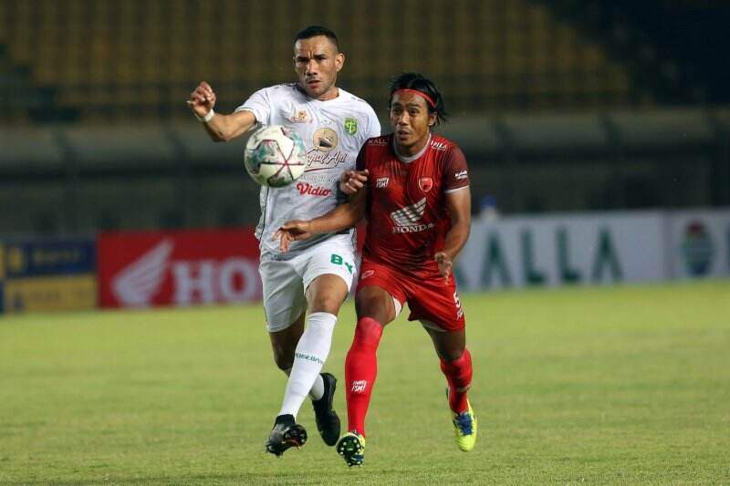 Banyak Big Match, Antisipasi Kedatangan Penonton di Area Luar Stadion