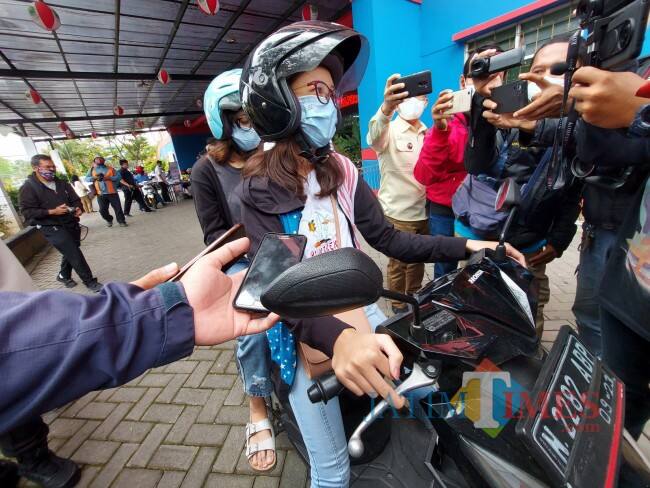 NIK Terpakai di Jakarta, Remaja di Malang Gagal Ikuti Vaksinasi Drive Thru