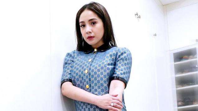 Nagita Slavina Beri Kaus untuk Paula Verhoeven, Lihat Harganya Bikin Syok