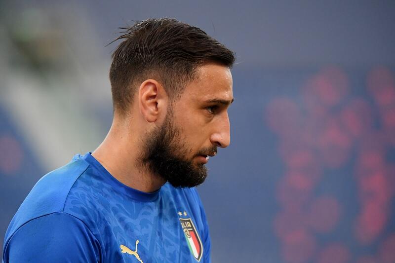 Donnarumma Dicemooh Fans saat Italia Kalah dari Spanyol, sang Agen Ikut Geram