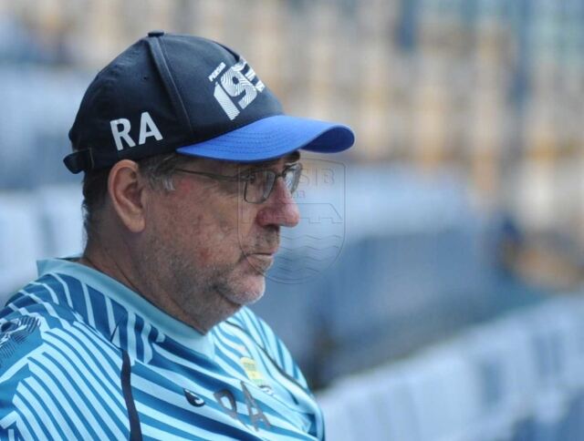 Persib Bandung Banyak Dapat Kartu Kuning, Robert Alberts pun Tak Puas