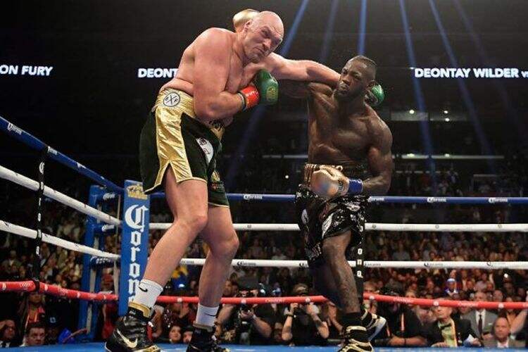 Hasil Tinju Dunia: Bikin Keok Wilder, Fury Sukses Pertahankan Gelar WBC
