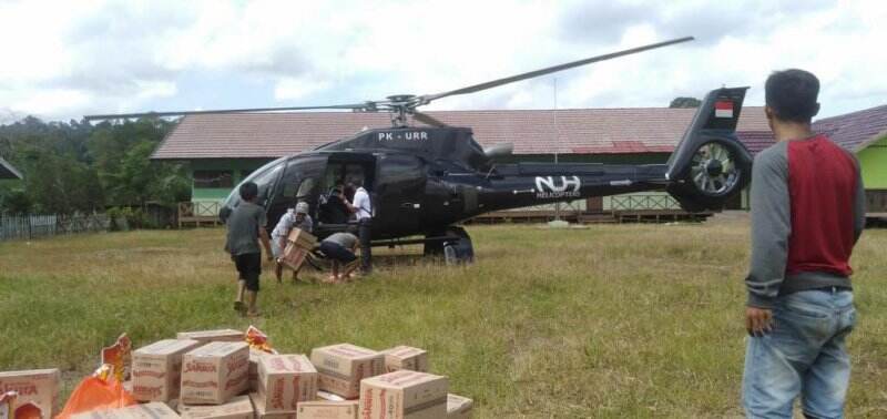 Akses Jalur Darat Putus, Bantuan ke Desa Kepala Telake Dikirim dengan Helikopter