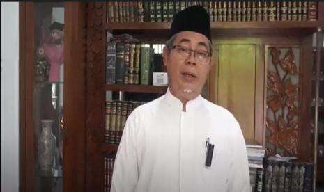 Ketua Umum Ikadi Ucapkan Selamat kepada Wisudawan STEI SEBI