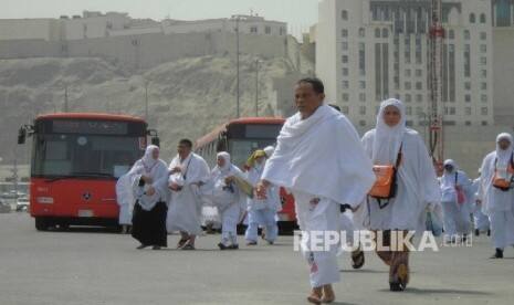 Soal Umrah, Pemerintah Masih Membahas Teknisnya