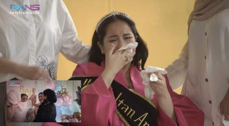 9 Momen baby shower anak kedua Nagita Slavina, putar video flashback