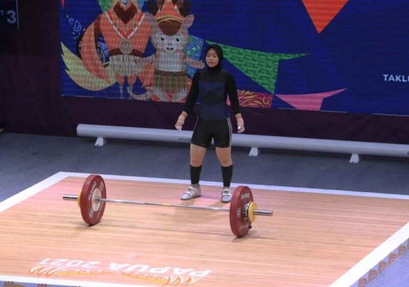 Mengenal Riska Nur Amanda, Lifter Angkat Besi Kejutan Kalsel di PON XX Papua 2021