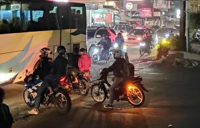 Sistem Satu Arah Diberlakukan di Jalur Puncak–Cianjur Minggu Malam