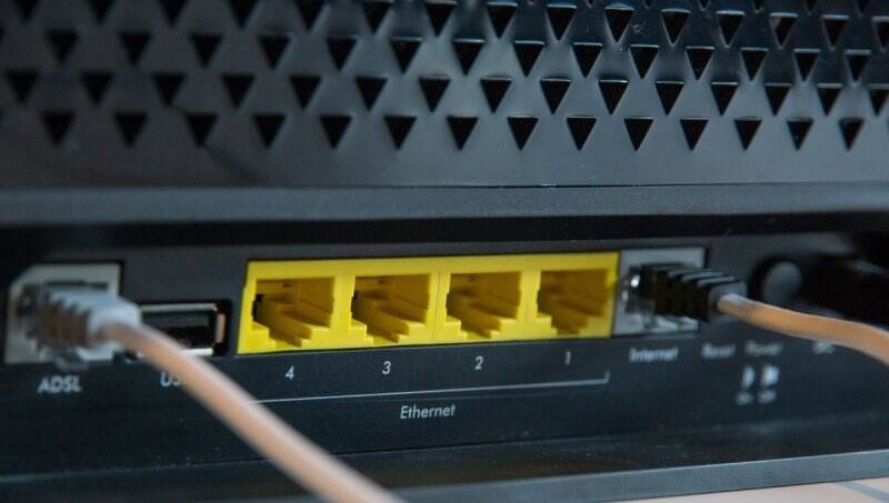 Perbedaan Modem dengan Router