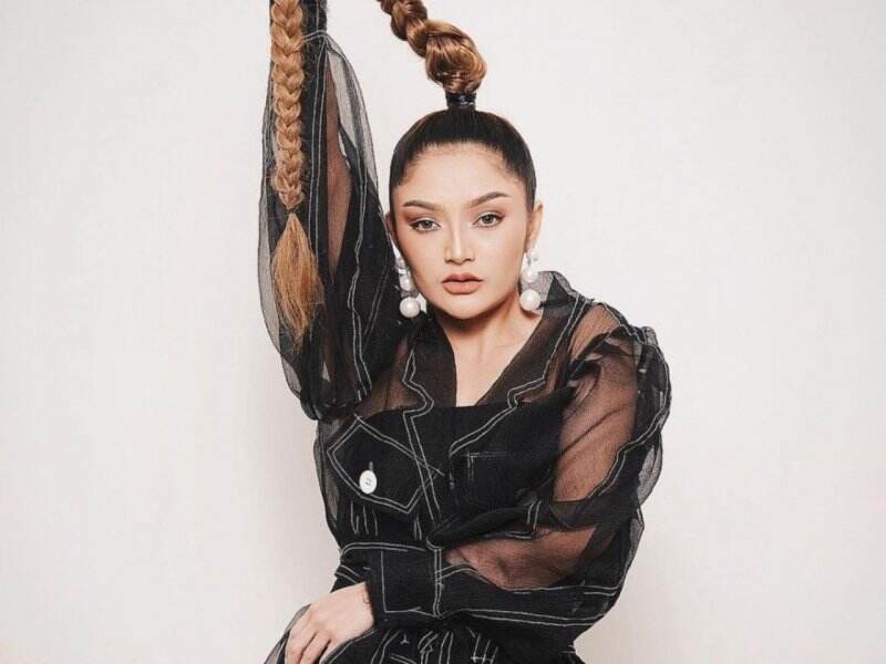 Pesona Kecantikan Siti Badriah, Pedangdut Tanah Air yang Umumkan Kehamilan Setelah 2 Tahun Menanti