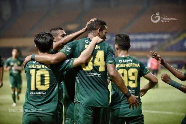 Liga 1: Ogah Dibobol Persipura, Aji Santoso Benahi Benteng Persebaya
