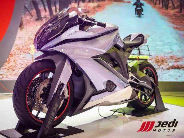 Jinan Jedi Pamer K750 Concept, Motor Star Wars Bikinan China