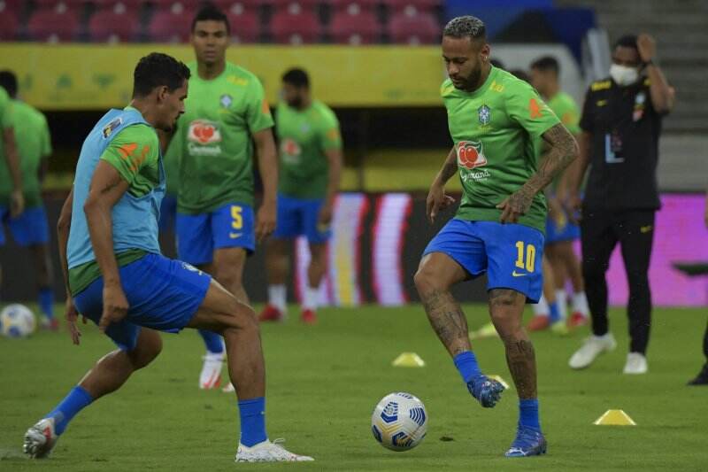 Neymar, Plis Jangan Pensiun Dulu
