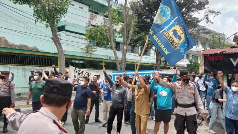 Delapan Besar Masih Terbuka Lebar