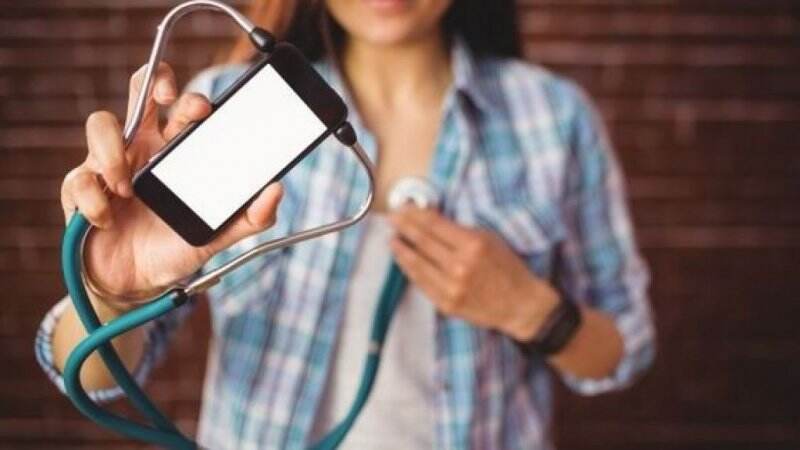 4 Bahaya yang Mengancam Kesehatan Jika Nekat Melakukan Self-Diagnosis