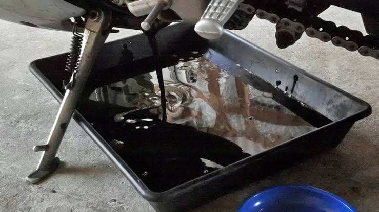 Waspada Pelumas Palsu, Ketahui Cara Membedakan dengan Asli