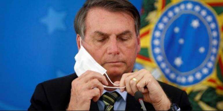 Tetap Keukeuh, Presiden Brazil Mau Jadi Orang Terakhir Divaksin Covid-19