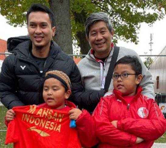 Datang dari Jerman, Dukungan Dua Bocah Lecut Semangat Tim Thomas Indonesia
