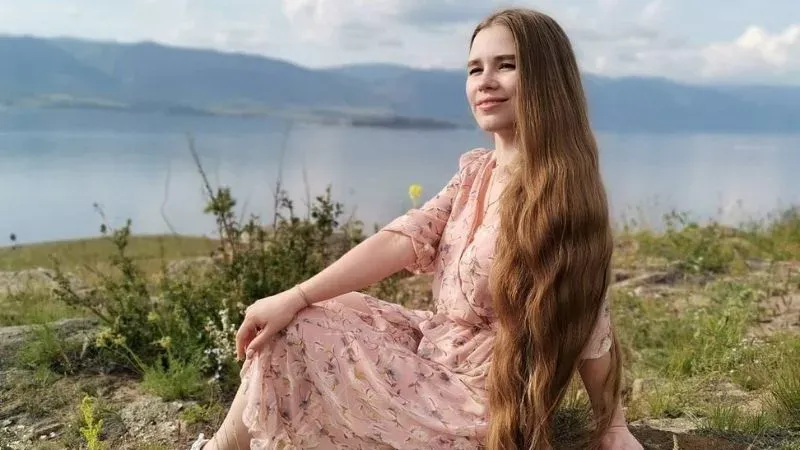 Kisah Cewek 23 Tahun Tak Potong Rambut, Dijuluki Rapunzel Dunia Nyata!