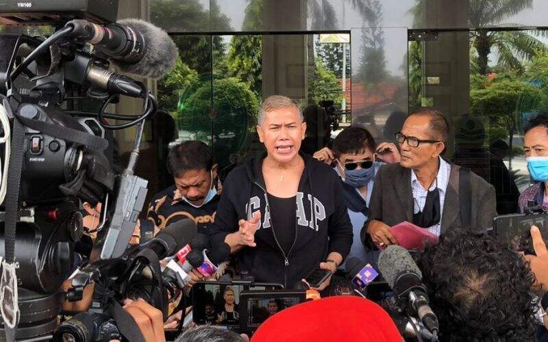 Pengakuan Mengejutkan Benny Simanjuntak di Tengah Proses Cerai Jonathan Frizzy dan Dhena Devanka