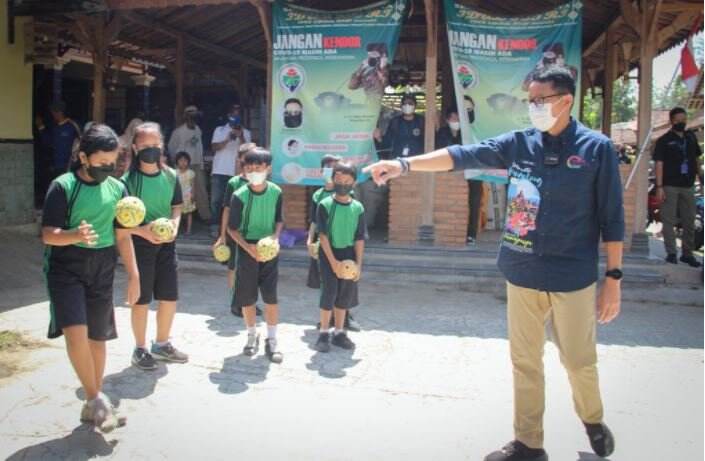 Dorong Sepak Takraw Jadi Sport Tourism, Sandiaga: Wisata Bangkit Rakyat Sejahtera