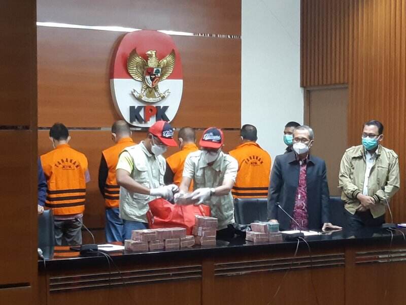 KPK Curigai Uang Rp 1,5 M yang Dibawa Anak Alex Noerdin ke Jakarta