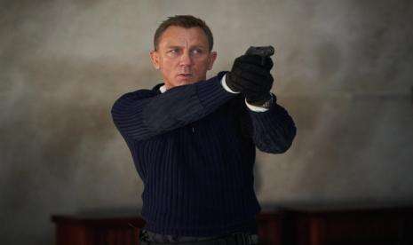 Kim Sherwood Garap Novel Terbaru James Bond