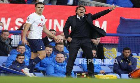 Gebrakan Conte di Tottenham, Larang Saus Tomat dan Mayones