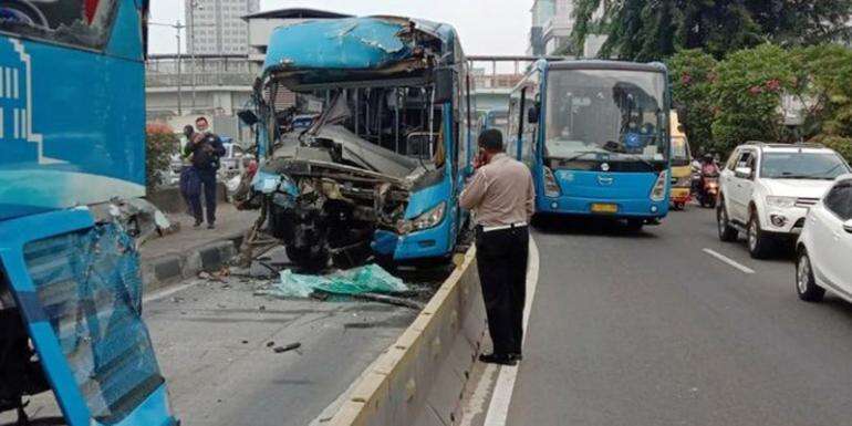 Armada Bus Dua Kali Kecelakaan Dirut Baru Wajib Beresin Keteledoran Transjakarta
