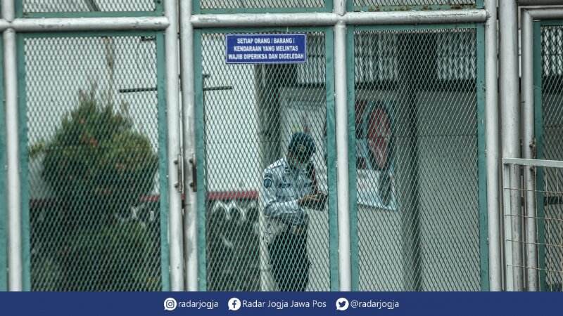 Kalapas, Sipir hingga Perawat Klinik Diperiksa