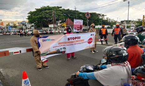 Awas, 76 Titik Perlintasan KA di Daop 3 tak Ada Penjagaan