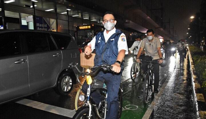 DKI Jakarta Mulai Dikepung Banjir, Siap-siap Die Hard Anies Baswedan...