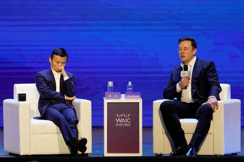 Elon Musk Jual Saham Tesla Rp 15,7 Triliun