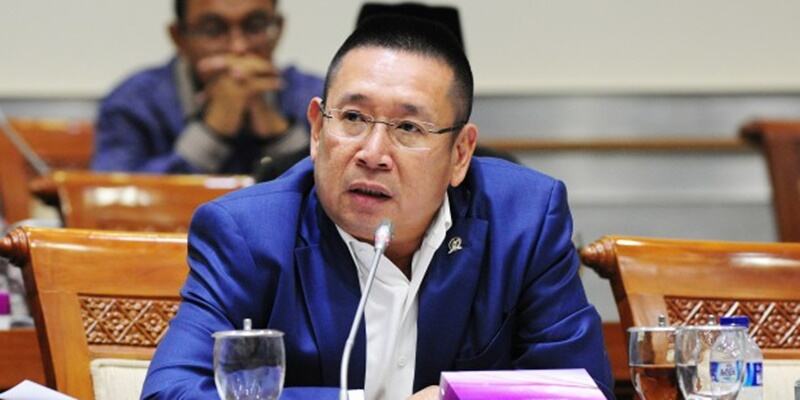 WNA China Pemodal Pinjol Diringkus, DPR: OJK Harus Tiru Kerja Cepat Polri