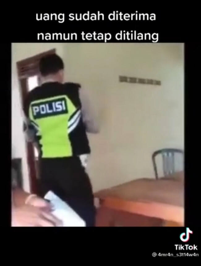 Viral, Anggota Polantas Tilang Pengendara Tapi Tetap Minta Uang