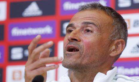 Pemain Spanyol Bertumbangan Cedera, Enrique tak Khawatir