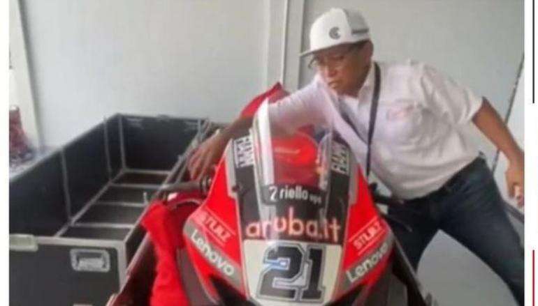 Kepo Unboxing Motor Ducati WSBK, Panitia Lokal Mandalika Bikin Malu Saja