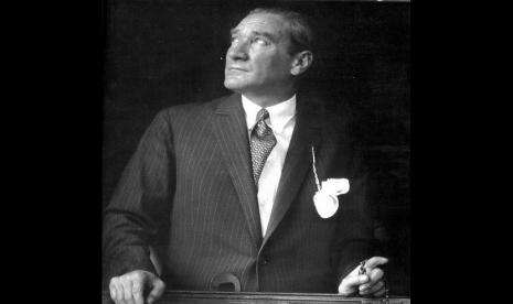 Erdogan Peringati 83 Tahun Kematian Pendiri Turki Ataturk