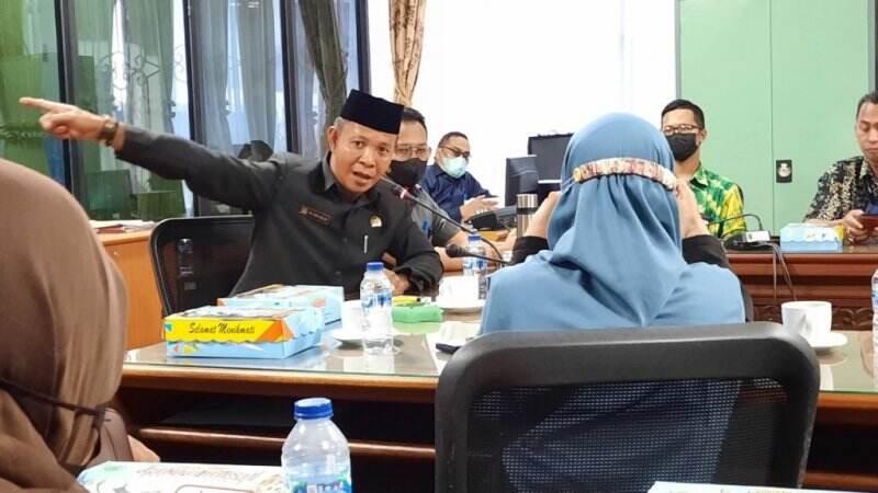 Sepekan Reses di Kotabaru-Tanbu, Paman Yani Buka Fakta Penyebab Kerusakan Hutan Mangrove