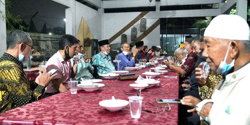 Puluhan Purnawirawan Syukuran dan Gelar Malam Keakraban di Hari Pahlawan