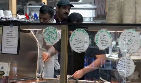Sejumlah Restoran Muslim di AS Dirampok