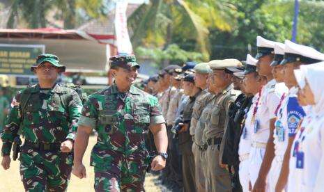 Jokowi Masih Cari Hari Baik untuk Melantik Andika Perkasa