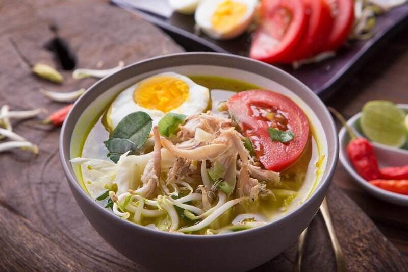 6 Resep Soto Ayam Khas Indonesia dari Berbagai Daerah