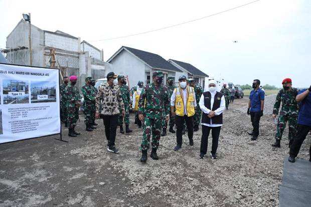 Panglima TNI Serahkan Perumahan Pahlawan bagi Ahli Waris Prajurit Nanggala-402