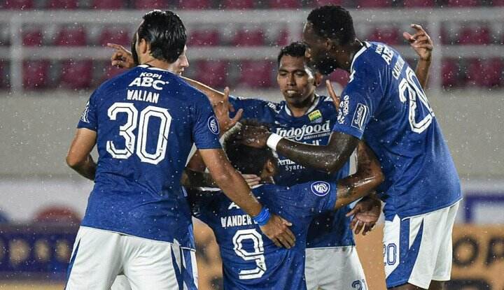 LIB Uji Coba Kehadiran Penonton Liga 1 di Manahan Solo