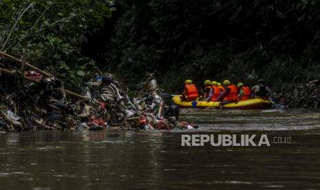 Peringati Hari Ciliwung, KCD Gelar Aksi Bersih Sampah