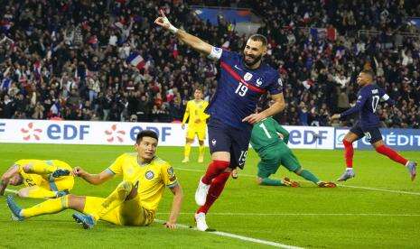 Deschamps Bangga Sepak Bola Menyerang Prancis